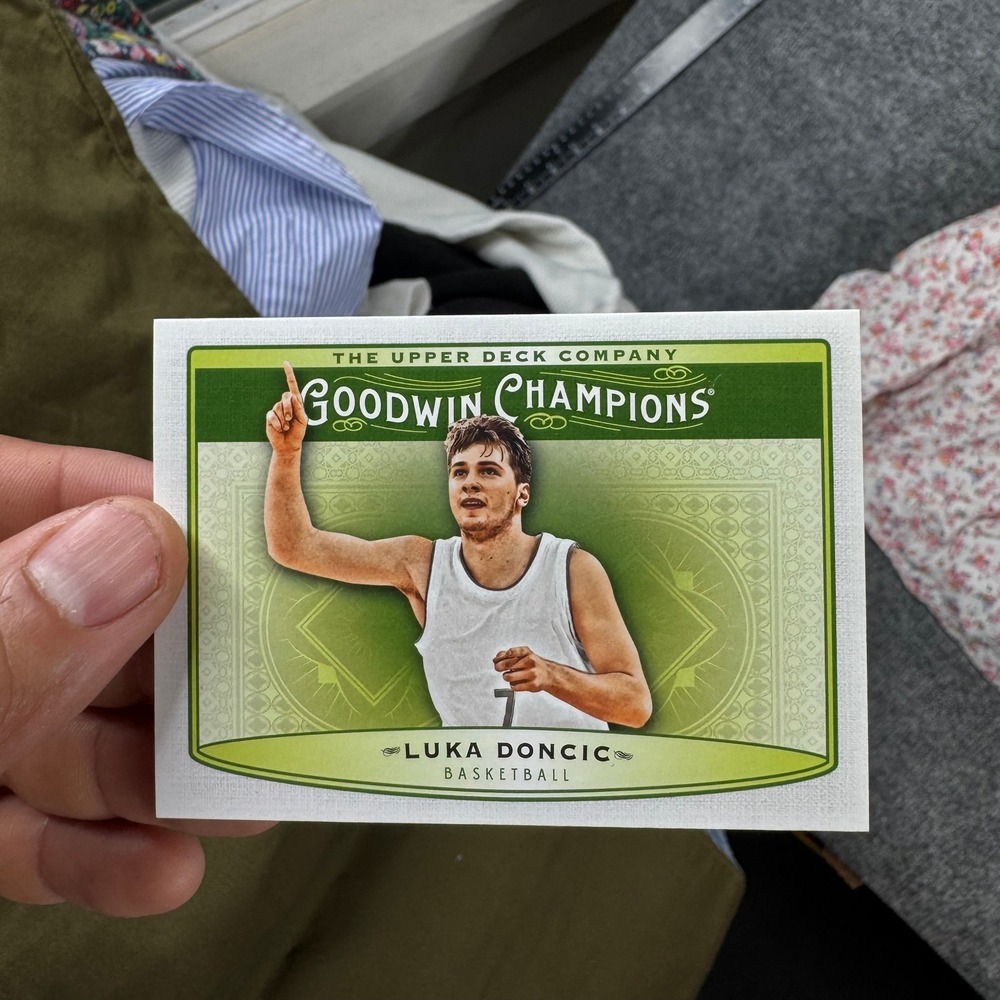 Upper Deck Basketball Card Luka Doncic OS Green Goodwin Champions 2019 #80 Stain